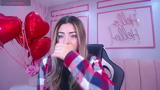 Snapshot of channel_blonde_a chatting on 12, 2, 2025 channel blonde a online show from 12, 2, 2025