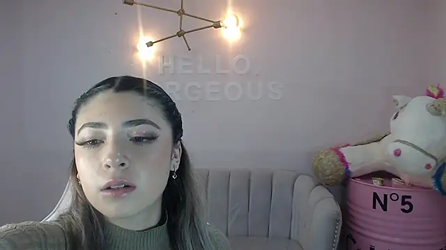 Snapshot of channel_blonde_a chatting on 17, 2, 2025 channel blonde a online show from 17, 2, 2025