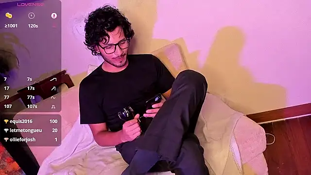 Snapshot of Nicholasrodrii chatting on 19, 12, 2024 Nicholasrodrii online show from 19, 12, 2024