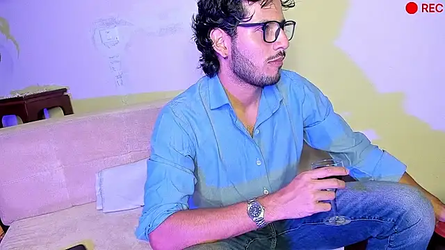 Snapshot of Nicholasrodrii chatting on 20, 12, 2024 Nicholasrodrii online show from 20, 12, 2024