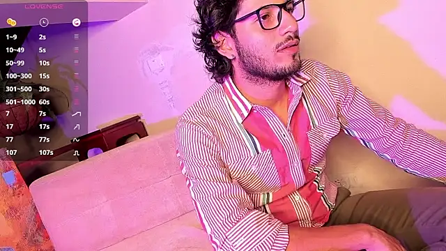 Snapshot of Nicholasrodrii chatting on 31, 12, 2024 Nicholasrodrii online show from 31, 12, 2024