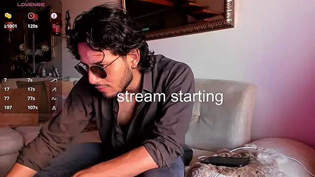 Snapshot of Nicholasrodrii chatting on 20, 1, 2025 Nicholasrodrii online show from 20, 1, 2025