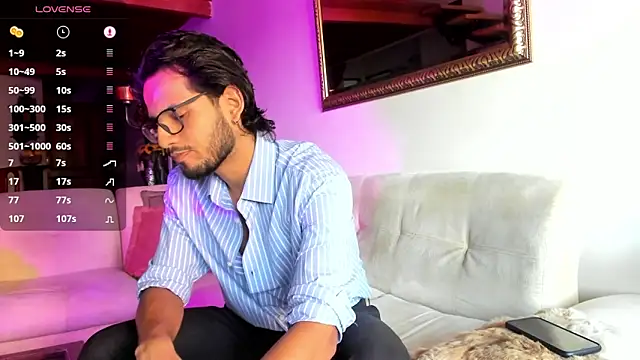 Snapshot of Nicholasrodrii chatting on 21, 1, 2025 Nicholasrodrii online show from 21, 1, 2025