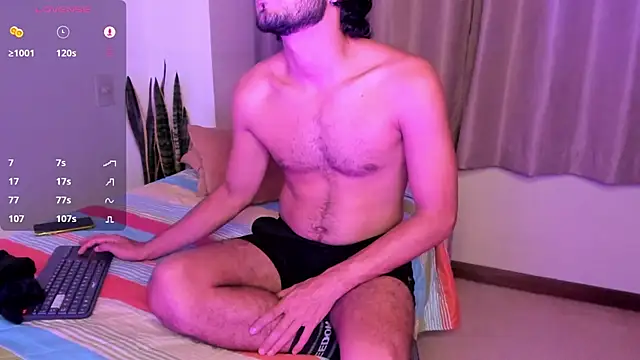 Snapshot of Nicholasrodrii chatting on 28, 1, 2025 Nicholasrodrii online show from 28, 1, 2025