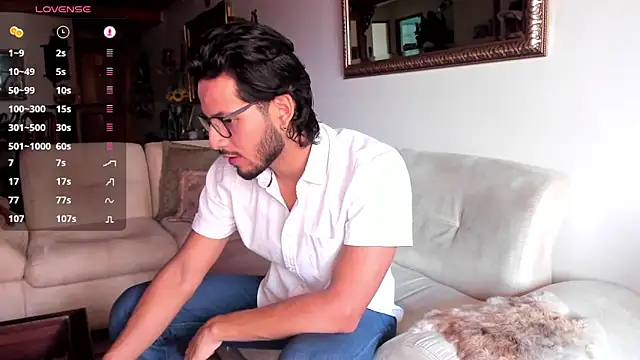 Snapshot of Nicholasrodrii chatting on 28, 1, 2025 Nicholasrodrii online show from 28, 1, 2025