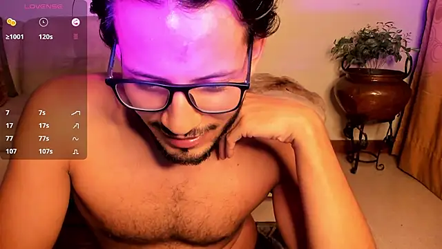 Snapshot of Nicholasrodrii chatting on 31, 1, 2025 Nicholasrodrii online show from 31, 1, 2025