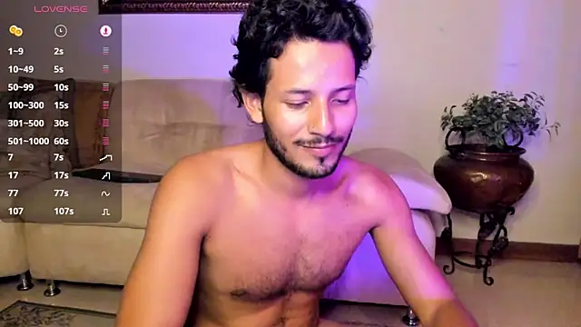 Snapshot of Nicholasrodrii chatting on 8, 2, 2025 Nicholasrodrii online show from 8, 2, 2025