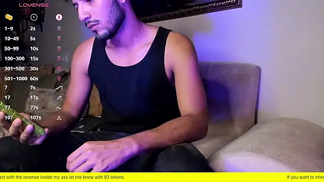 Snapshot of Nicholasrodrii chatting on 8, 2, 2025 Nicholasrodrii online show from 8, 2, 2025