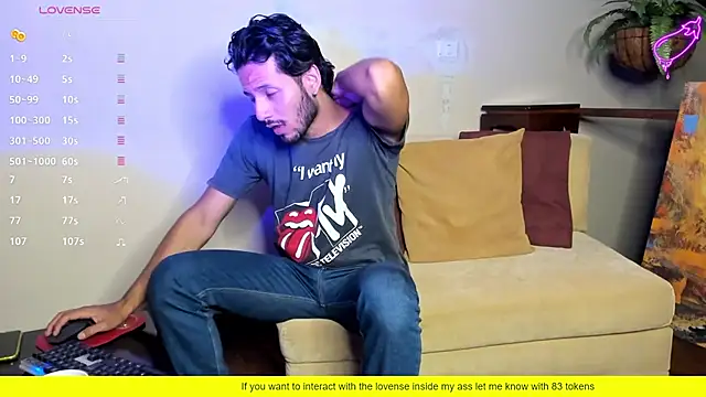 Snapshot of Nicholasrodrii chatting on 10, 2, 2025 Nicholasrodrii online show from 10, 2, 2025