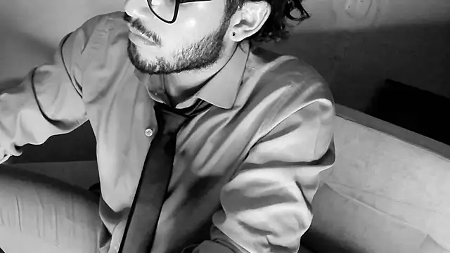 Snapshot of Nicholasrodrii chatting on 2, 3, 2025 Nicholasrodrii online show from 2, 3, 2025