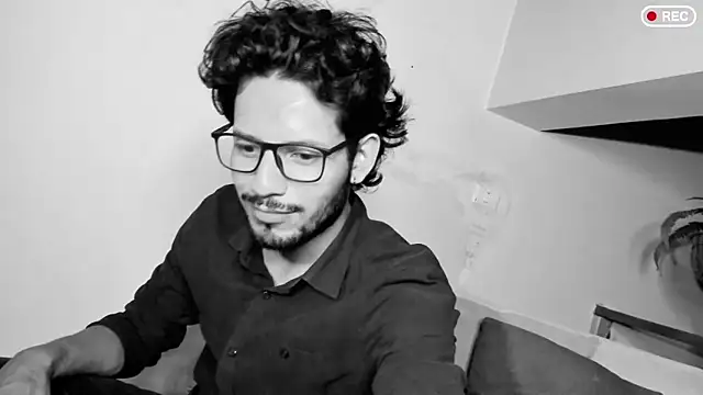 Snapshot of Nicholasrodrii chatting on 17, 3, 2025 Nicholasrodrii online show from 17, 3, 2025