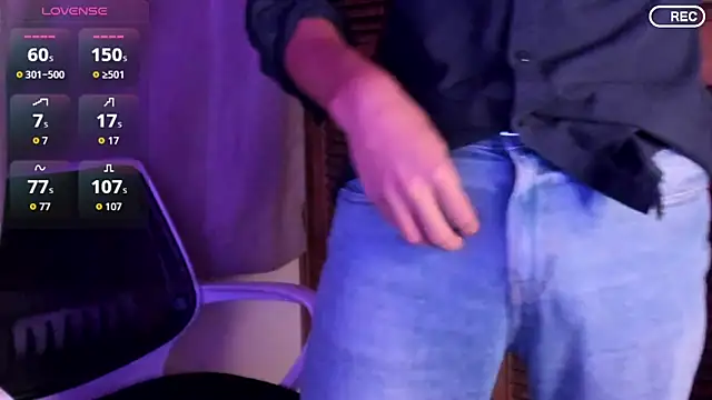 Snapshot of Nicholasrodrii chatting on 7, 10, 2025 Nicholasrodrii online show from 7, 10, 2025