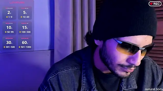 Snapshot of Nicholasrodrii chatting on 24, 10, 2025 Nicholasrodrii online show from 24, 10, 2025