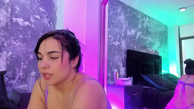 brianaGuzman online show from 10, 1, 2025