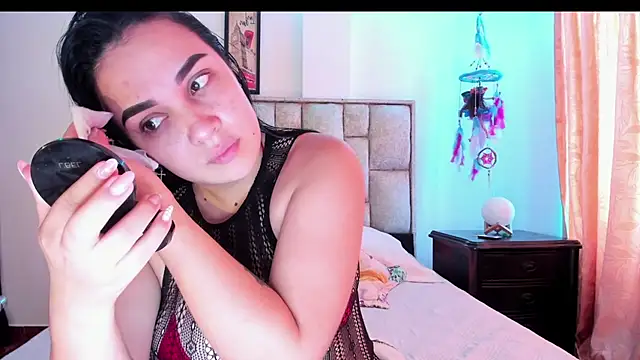 brianaGuzman online show from 12, 9, 2025