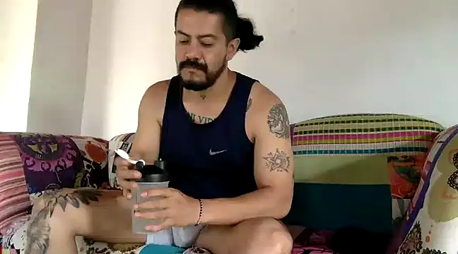 AndresSmith   online show from 6, 3, 2025