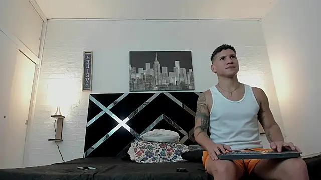 Snapshot of nakedfoam1 chatting on 18, 11, 2025 nakedfoam1 online show from 18, 11, 2025