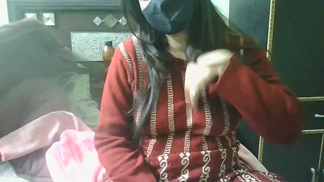 Snapshot of couplesuni chatting on 17, 1, 2025 couplesuni online show from 17, 1, 2025