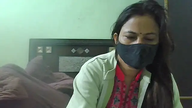 Snapshot of couplesuni chatting on 20, 1, 2025 couplesuni online show from 20, 1, 2025