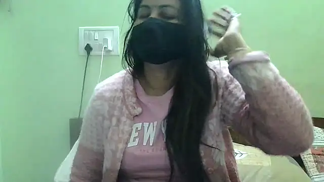 Snapshot of couplesuni chatting on 29, 1, 2025 couplesuni online show from 29, 1, 2025