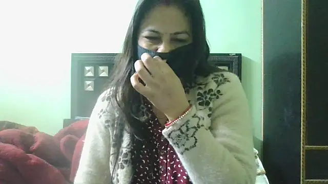 Snapshot of couplesuni chatting on 1, 2, 2025 couplesuni online show from 1, 2, 2025