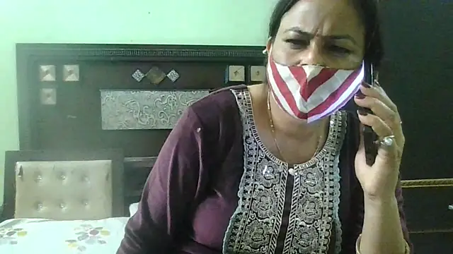 Snapshot of couplesuni chatting on 12, 2, 2025 couplesuni online show from 12, 2, 2025