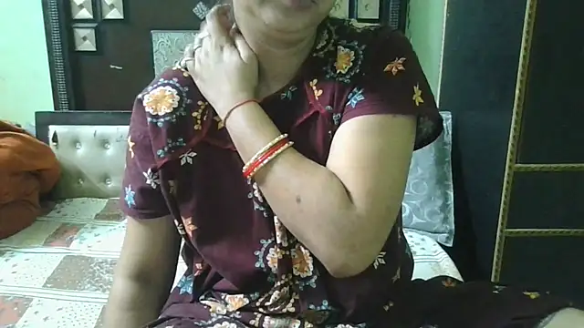 Snapshot of couplesuni chatting on 24, 9, 2025 couplesuni online show from 24, 9, 2025