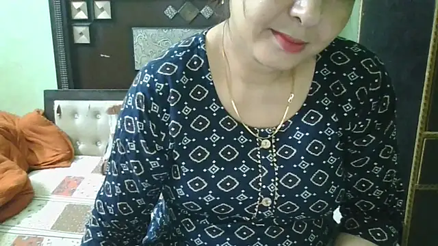 Snapshot of couplesuni chatting on 30, 9, 2025 couplesuni online show from 30, 9, 2025