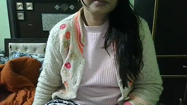 Snapshot of couplesuni chatting on 19, 12, 2025 couplesuni online show from 19, 12, 2025