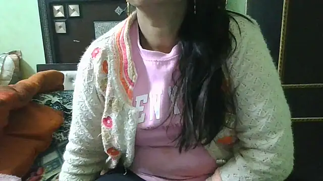 Snapshot of couplesuni chatting on 16, 1, 2026 couplesuni online show from 16, 1, 2026