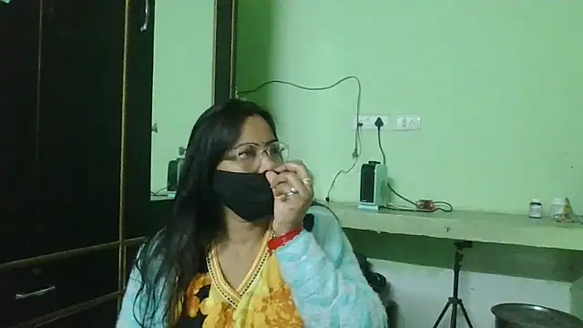 Snapshot of couplesuni chatting on 20, 2, 2026 couplesuni online show from 20, 2, 2026