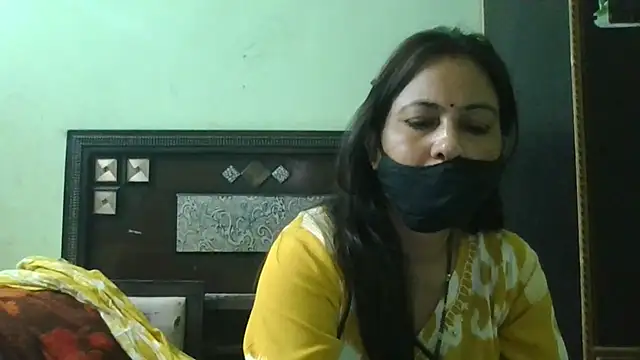 Snapshot of couplesuni chatting on 1, 3, 2026 couplesuni online show from 1, 3, 2026