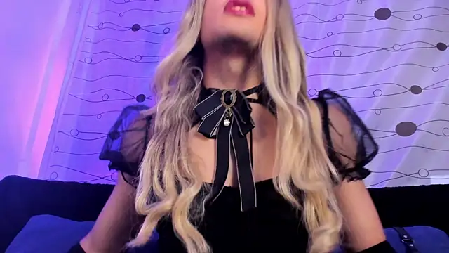 LukaCastillo online show from 15, 1, 2025