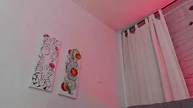 LukaCastillo online show from 19, 2, 2025