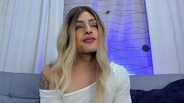 LukaCastillo online show from 21, 2, 2025