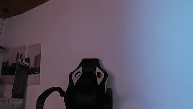 Alaia Cute online show from 7, 12, 2024