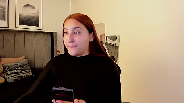 Alaia Cute online show from 23, 1, 2025