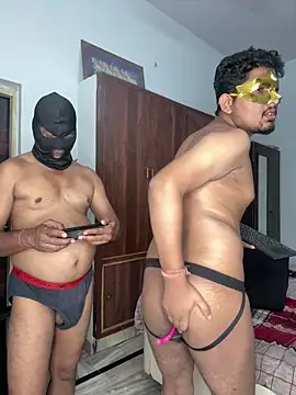 Sexy bitch 23 online show from 13, 3, 2026