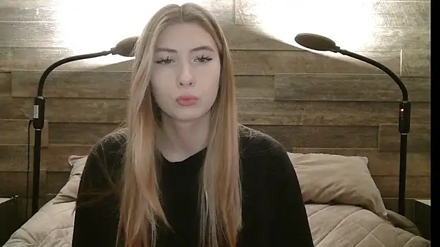 ErikaShyy online show from 25, 11, 2025