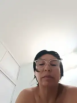 Snapshot of katysquirtdirty chatting on 5, 7, 2026 katysquirtdirty online show from 5, 7, 2026