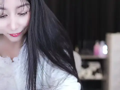 Nuyoah-77 online show from 27, 11, 2025