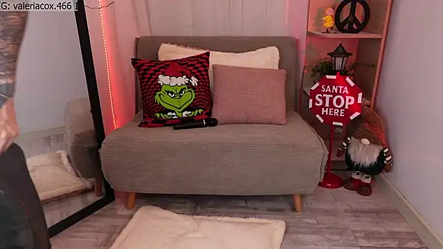 ValeriaCox online show from 2, 12, 2025