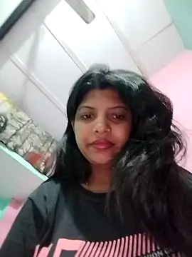 Hotty-Divya online show from 6, 5, 2026
