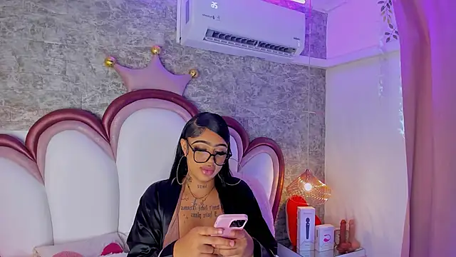 Mia Jansen online show from 29, 4, 2026