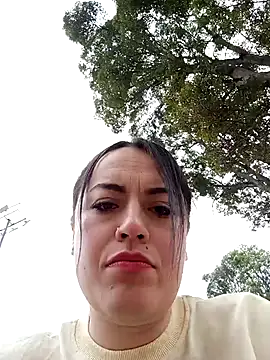 Lesly 10- online show from 21, 3, 2025