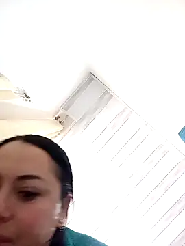 Lesly 10- online show from 4, 10, 2025