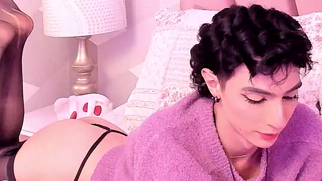 KylieMonnett online show from 4, 8, 2026