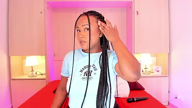 EmilyyStuart online show from 27, 2, 2025