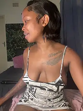 Snapshot of InkLady444 chatting on 22, 12, 2024 InkLady444 online show from 22, 12, 2024