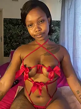 Snapshot of InkLady444 chatting on 4, 1, 2025 InkLady444 online show from 4, 1, 2025